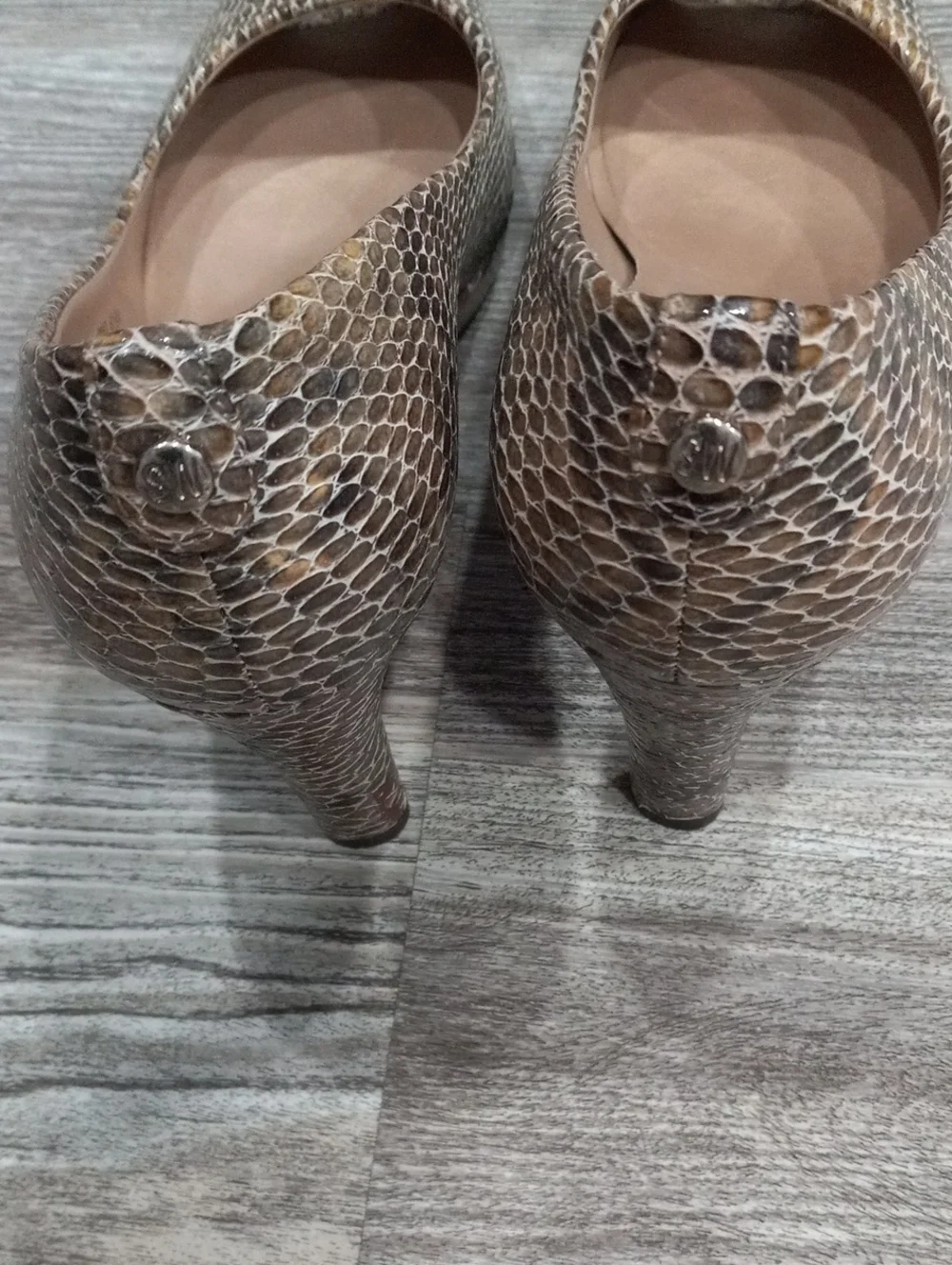 Stuart Weitzman Women's Ivory Snake Print Open Peep-Toe Heels